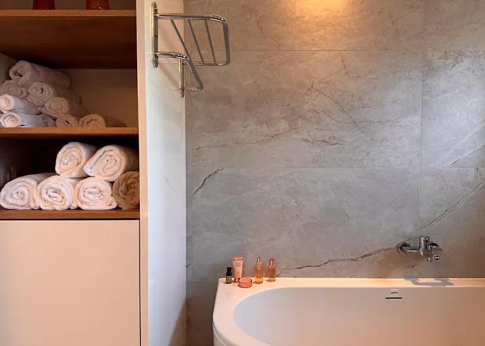 Chic Spacious Surrounded By Nature Near Opatija